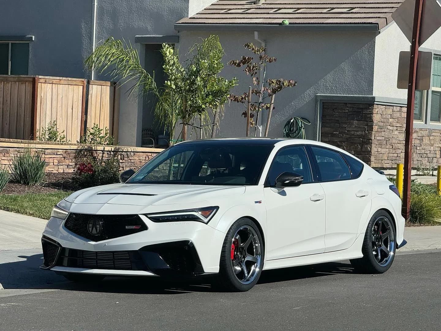This meatier setup is a complete game changer when it comes to presence. Wider, and thicker ooo baby. Center caps to come. Wheels are ceramic coated and ready f